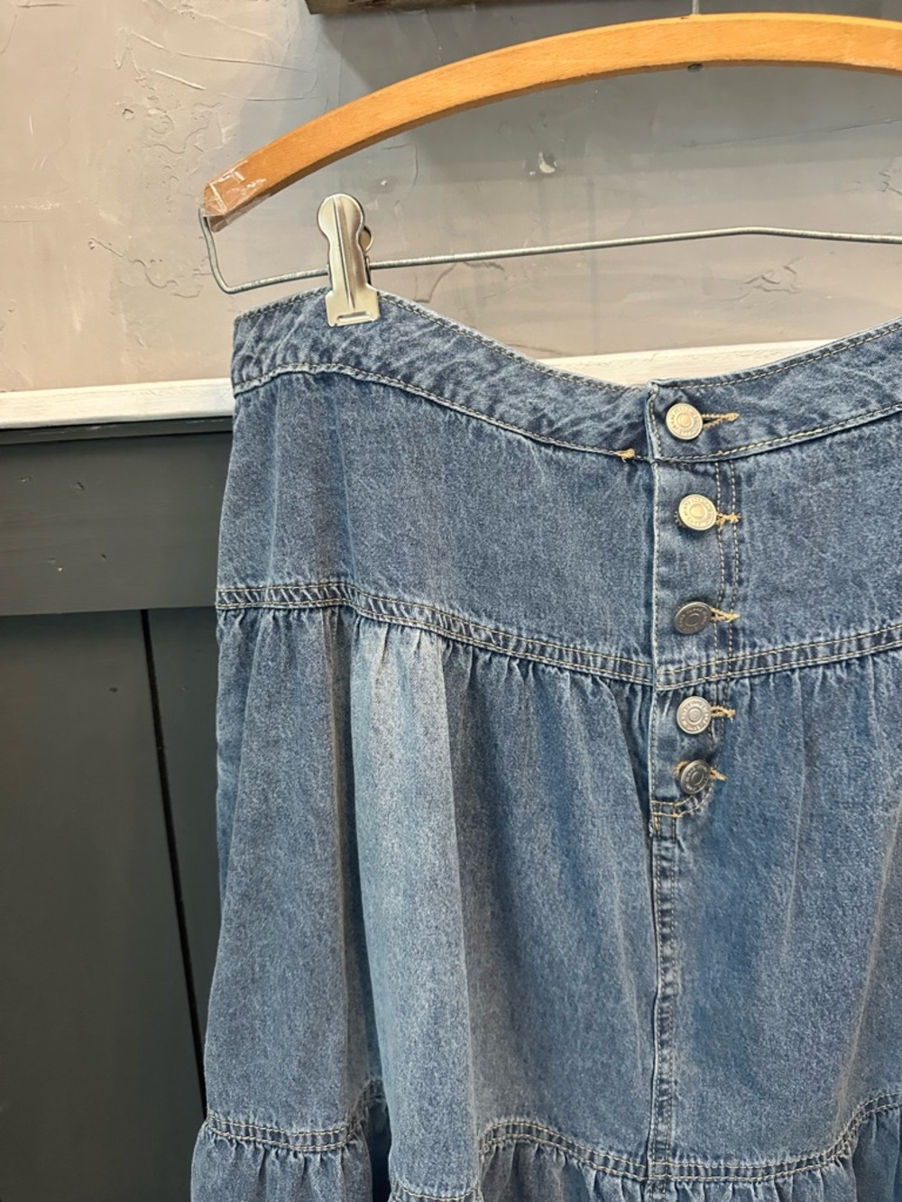 Women's Tiered Ruffle Denim Maxi Skirt Size L High Rise Long Jean Skirt Western - Picture 3 of 11
